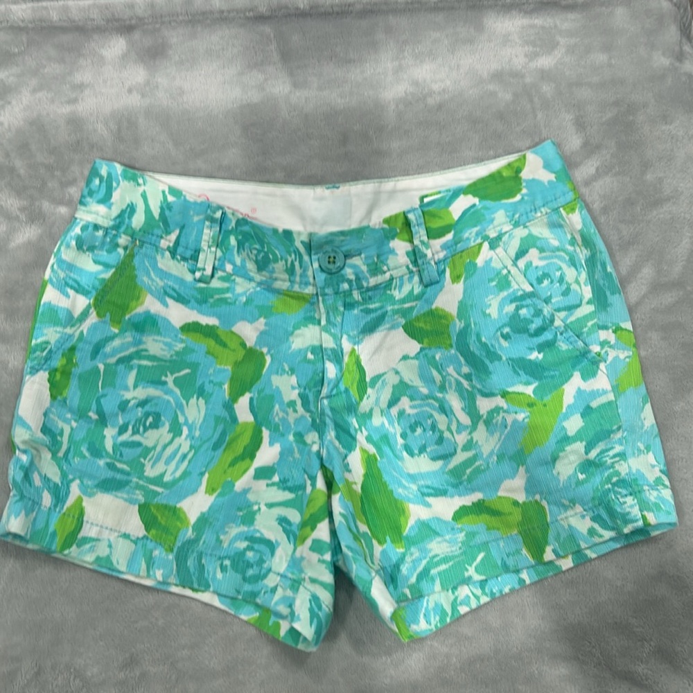 Lilly Pulitzer Shorts - Picture 3 of 4